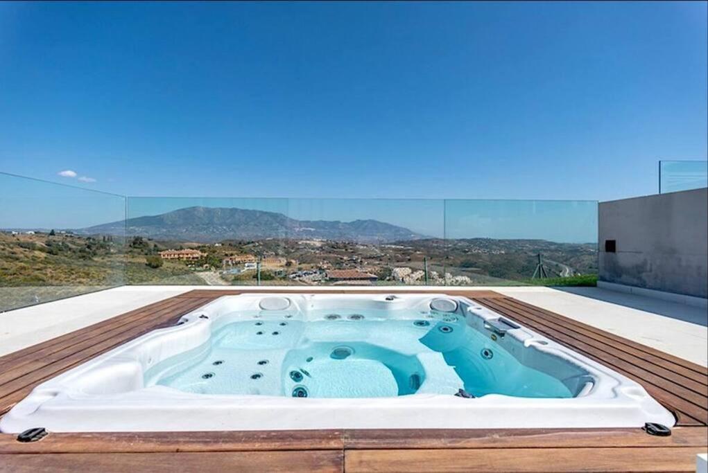 Апартаменты Casa Cerro Azul In La Cala Hills Club Ситио-де-Калаонда Экстерьер фото